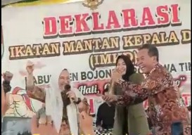 Viral Nyawer Bupati Bojonegoro, Anggota DPRD Jatim Budiono: untuk Hiburan Saja