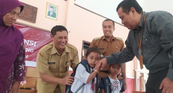 Bantuan Atensi untuk 405 Warga Multidimensi di Lamongan