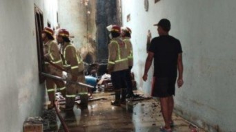 Home Industry Makanan Ringan di Malang Terbakar