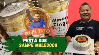 PAPI TITO MANGAN TOK : Pesta Kue Sampe Mbledooos
