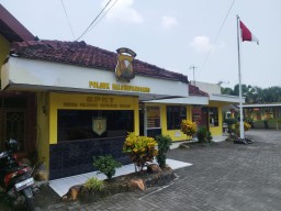 Pesilat Geruduk Polsek Balongpanggang, Ini Penjelasan Kapolsek