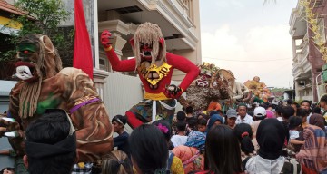 Meriahnya Acara Tawur Agung di Desa Laban Gresik Jelang Hari Raya Nyepi