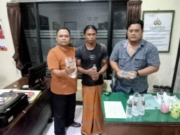 Nyambi Jualan Arak, Bos Warkop Lesehan Diciduk Polisi