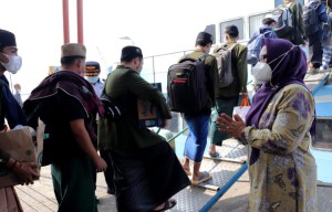 Santri asal Gresik Bisa Mudik Gratis Jelang Ramadan, Simak Ketentuannya!