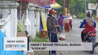 Omset besar penjual Bunga "Nyekar"