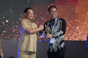 Utamakan Kesehatan Masyarakat, Pemkot Mojokerto Diganjar UHC Award