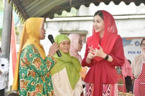 Hadiri Safari Ramadan, Novita Hardini Senang Angka Perkawinan Usia Anak di Pule Terus Turun