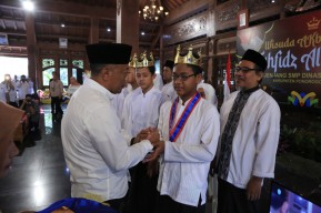 Pemkab Ponorogo Wisuda 1.858 Tahfidz Al-Quran, Kang Giri: Ini Mimpi Kami