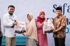 1000 Paket Sembako Murah SIG Tersalurkan dalam Safari Ramadan BUMN 2023 di Tangsel