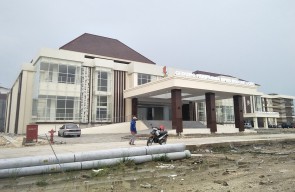 Dugaan Anggota DPRD Bojonegoro yang Videonya Viral Duduk di Komisi B
