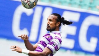 Statistik Cemerlang Rohit Chand yang Resmi Diperpanjang Persik Kediri