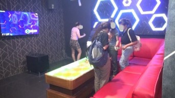 Karaoke di Jember Nekat Buka saat Ramadan, 5 Cewek Diamankan