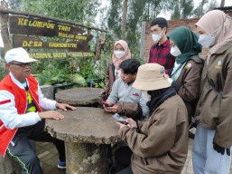 Mahasiswa ITS Gagas Adat Suku Tengger Jadi Healing Tourism