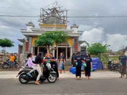 Potret Toleransi Antar Umat Beragama di Banyuwangi saat Ramadan