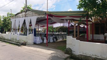 Anas Urbaningrum Minta Copot Spanduk Ucapan Sekitar Rumahnya di Blitar, Ini Alasannya