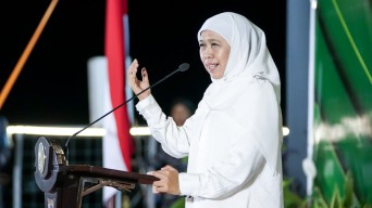 Khofifah Warning Bayar THR Selambatnya H-7 Lebaran, Pengusaha Perhatikan Ini!