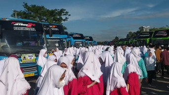 2800 Santri Tebuireng Mudik Bareng, Selama di Rumah Ingat Pesan Gus Kikin Ini