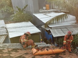 Wanita Surabaya Ditemukan Tewas di Rooftop Rumahnya