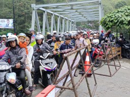 Pengunjung Telaga Sarangan Magetan Membeludak, 4 Jalur Masuk Alternatif Gunakan Sistem Buka-Tutup