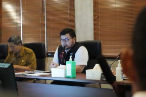 Pastikan Tak Ada Permintaan Komisi, Mas Dhito Minta Kualitas Stadion Baru Kediri Dijaga