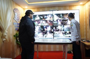 Mas Dhito Tinjau Simpang Mengkreng Kediri, Pastikan Arus Balik Lebaran Lancar