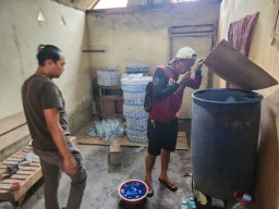 Produsen Arak Digerebek Polres Kediri, Barang Bukti Bikin Geleng Kepala