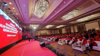 Gelar Konsolidasi di Surabaya, Ganjar Pranowo Optimististis Menang Pilpres