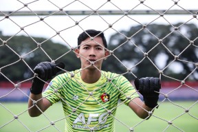 Persik Kediri Lengkapi Komposisi Kiper