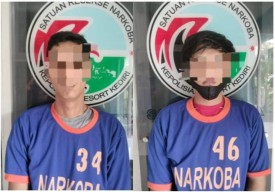 Tunggu Pembeli, Dua Pengedar Okerbaya di Kediri Disergap