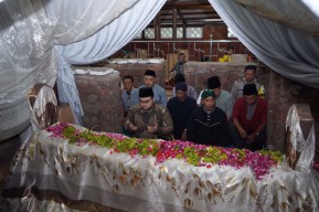 Hari Jadi Kabupaten Kediri, Mas Dhito Ziarahi Makam Leluhur