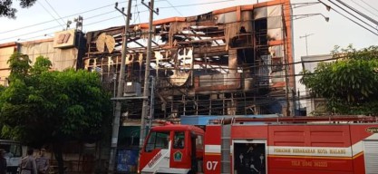 Kebakaran Malang Plaza, Api Hanguskan 70-an Kios