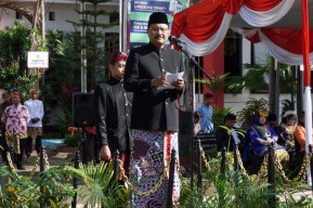 Upacara Hardiknas 2023, Ini Pesan Gus Ipul untuk Para Tenaga Pendidik di Kota Pasuruan