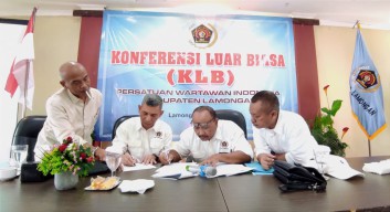 Kadam Mustoko Nahkodai PWI Lamongan Hasil KLB