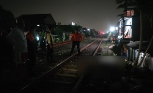 Sakit Komplikasi, Seorang Warga Surabaya Bunuh Diri Berbaring di Rel KA
