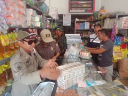Satpol-PP Bangkalan Razia Rokok Ilegal Sasar Dua Pasar