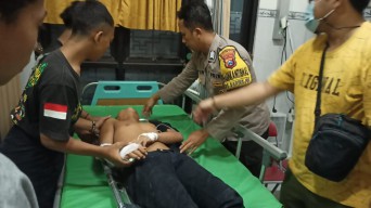 Hadiri Selawat di Bojonegoro, Dua Syekhermania Terjatuh dari Truk Hingga Patah Tulang