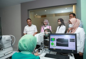 Operasi Katarak Gratis untuk 100 Warga di HUT ke-730 Kota Surabaya
