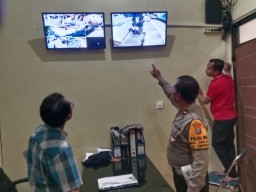 Polisi RW Polsek Simokerto Gagalkan Curanmor Pria Bersarung di Rusun Sombo Surabaya