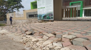 Belum Difungsikan Sudah Rusak, DPRD Nilai Proyek SMPN 7 Batu Tak Sesuai Spesifikasi