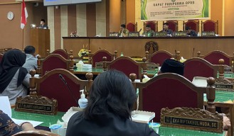 Pandangan Umum, Seluruh Fraksi DPRD Ponorogo Sepakat Bahas Raperda Kawasan Tanpa Rokok