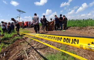 Istri Korban Tewas dalam Pembacokan di Banyuwangi Minta Pelaku Dihukum Berat