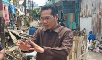 Riswanto Dipecat dari DPRD Surabaya