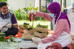 Mas Dhito Terjunkan Petugas Cek Daging Kurban