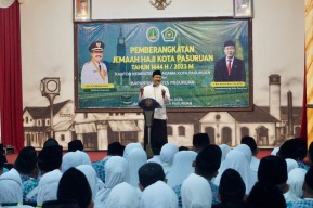 Berangkatkan Kloter 66 CJH, Gus Ipul Titip Doa untuk Kemajuan Kota Pasuruan