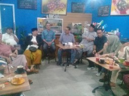Elite Parpol Kota Probolinggo Bertemu, Ssstt....Bahas Apa?