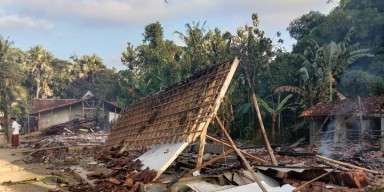 Rumah di Pamekasan Ludes Terbakar, Pelakunya Diduga Anak Sendiri