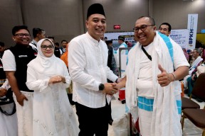 Wali Kota Eri Cahyadi Titip Ini pada Calon Jemaah Haji asal Surabaya