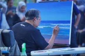 Ribuan Pelukis Ramaikan Pacitan Menggambar Bersama SBY