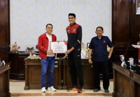 Pemkot Surabaya Beri Bonus Atlet dan Pelatih Peraih Medali SEA Games Rp1,2 Miliar