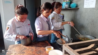 Elpiji di Ponorogo Langka, Ini Solusi Hemat Memasak ala Anak Kos